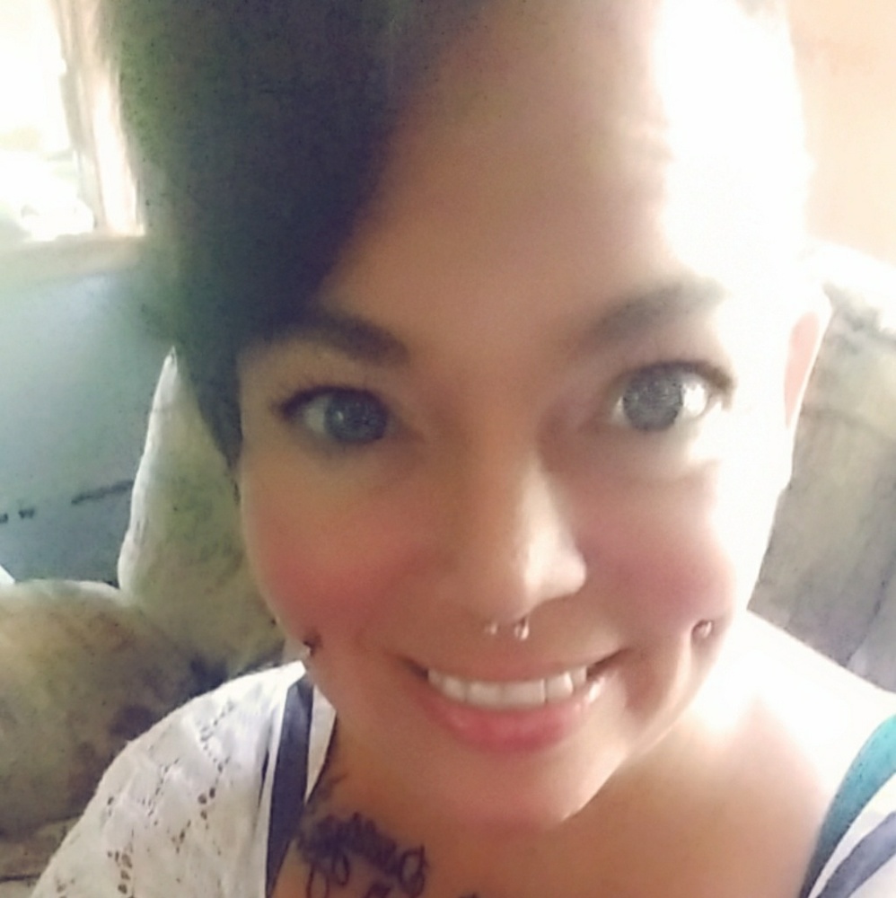 Meet your Posher, Annie